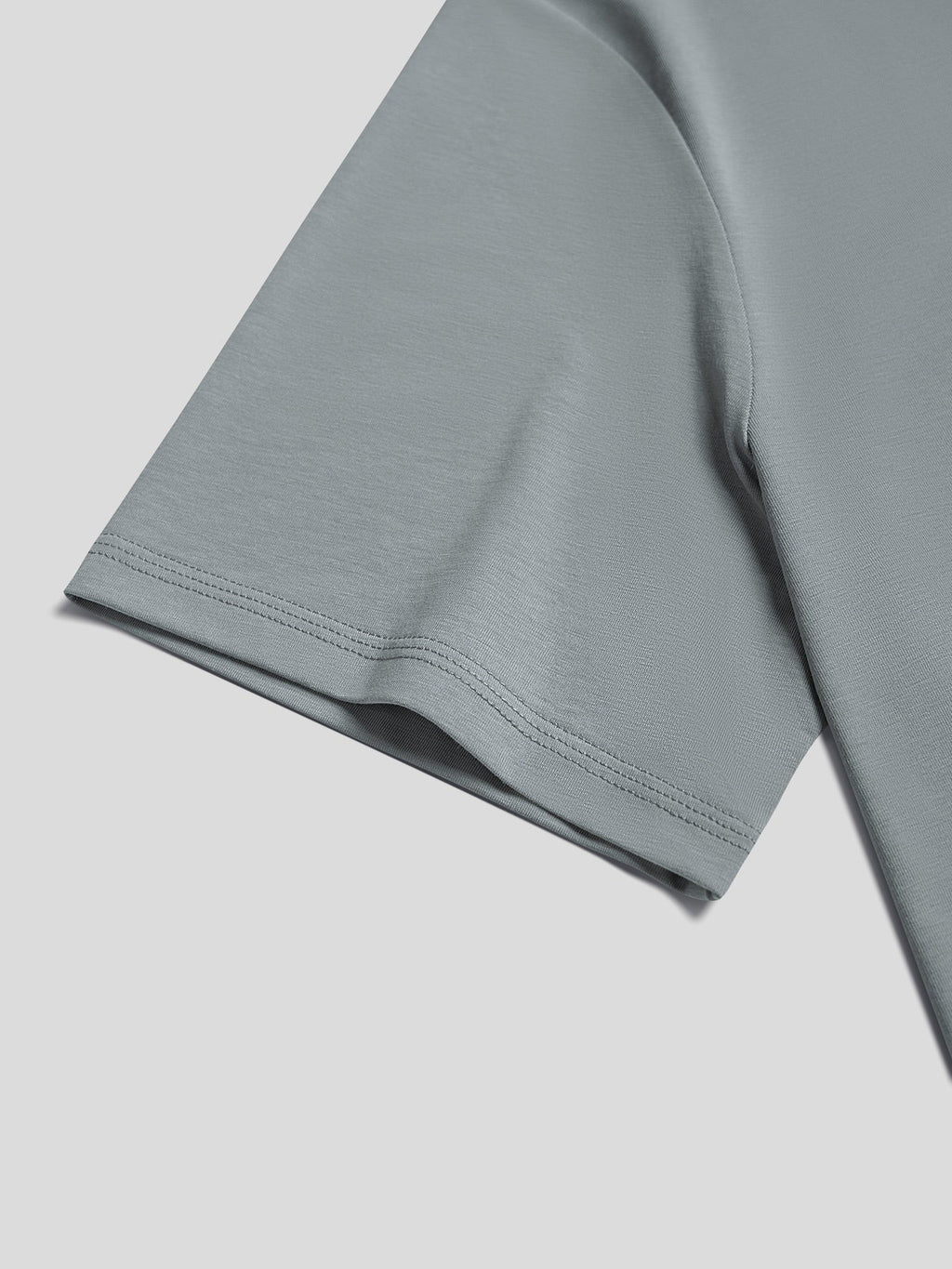 StayCool 2.0 V-neck Curve-Hem Tee: Classic Fit